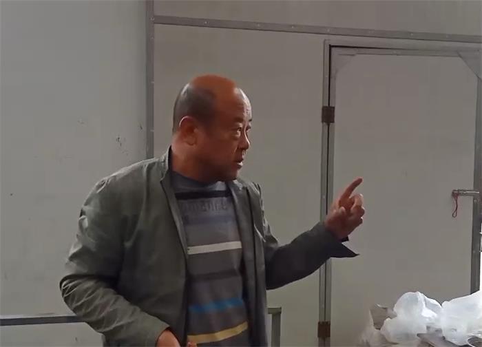 馀庆堂(淄博)花灯有限公司进行造型工电焊技术比武